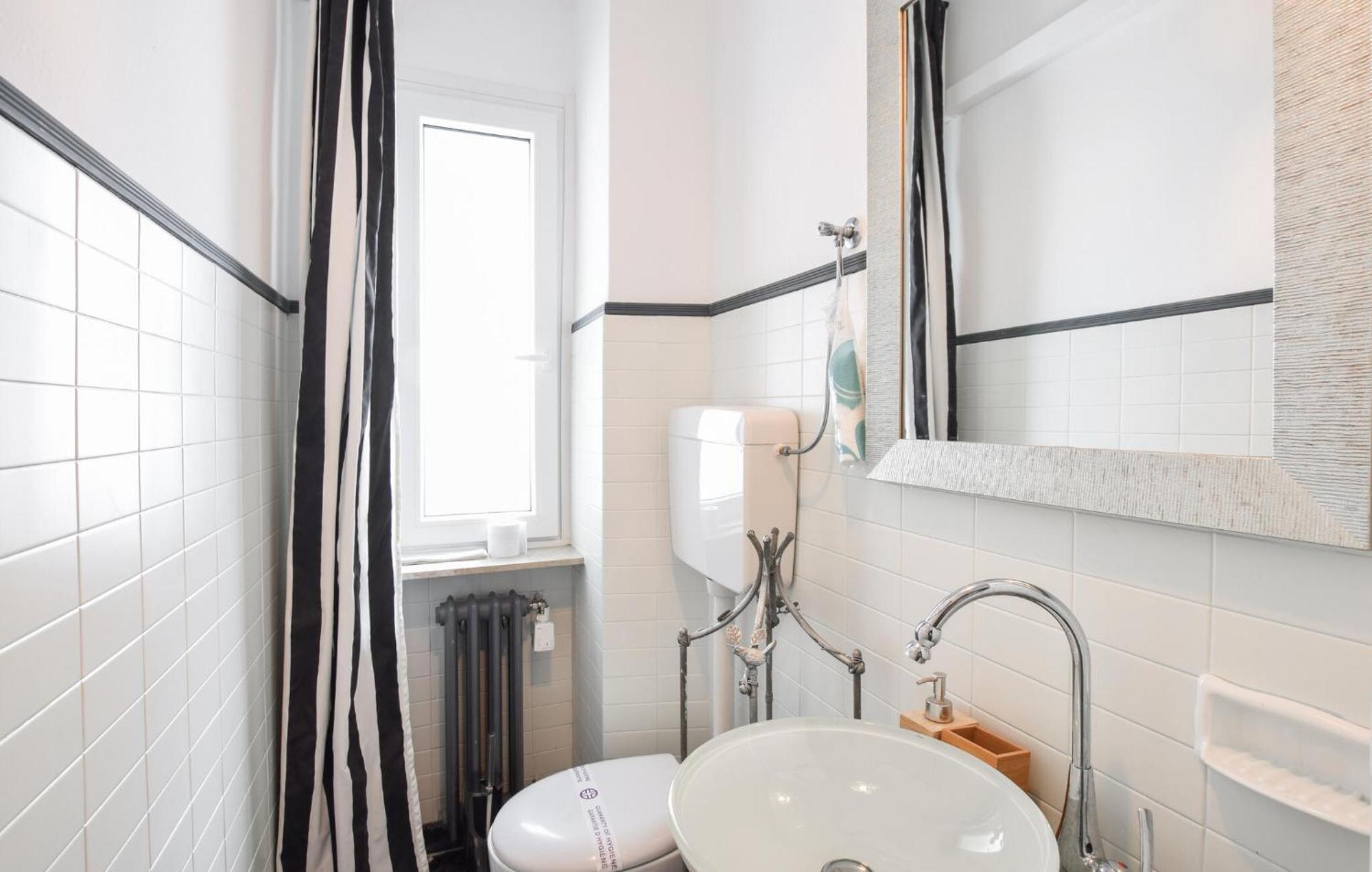 2 Bedroom Cozy Apartment In Gorizia Kültér fotó
